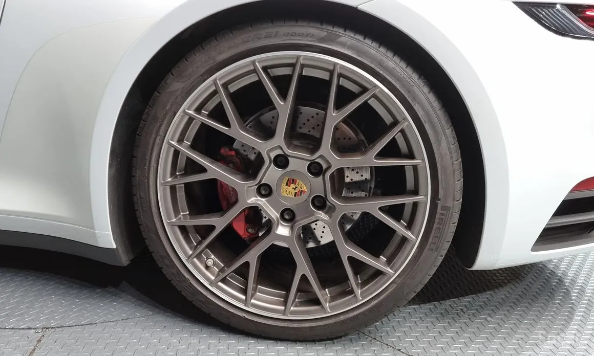 Фото 5 - Porsche 911