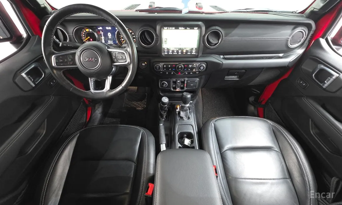 Фото 7 - Jeep Wrangler