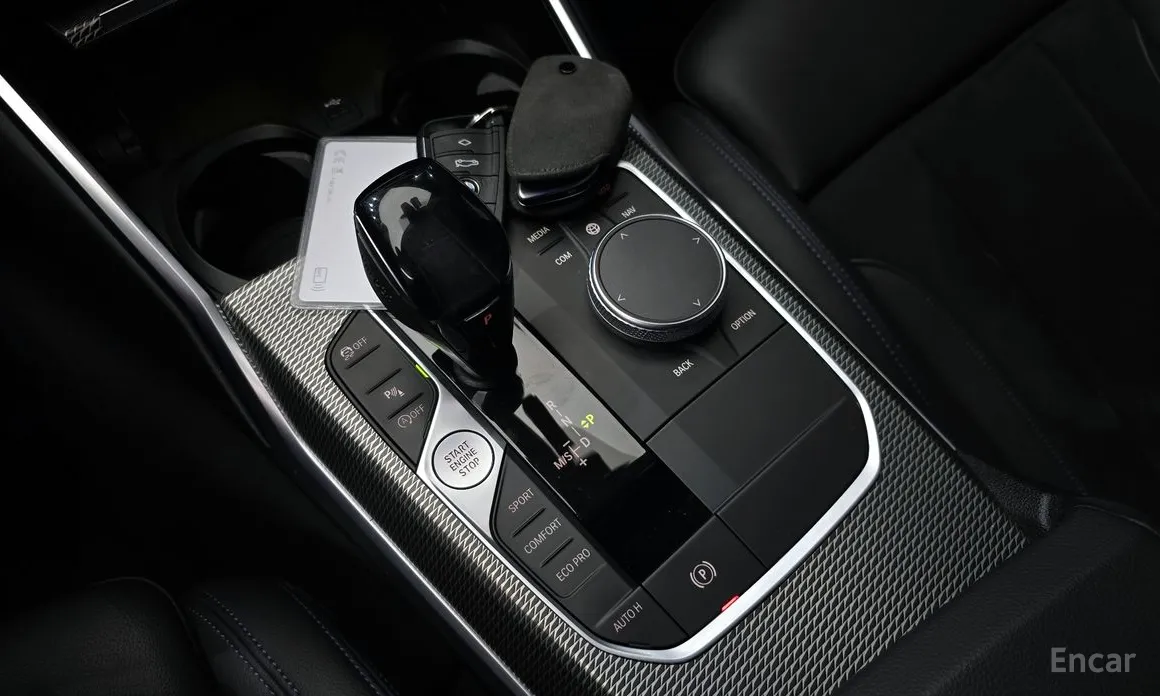 Photo 9 - BMW 3 Series