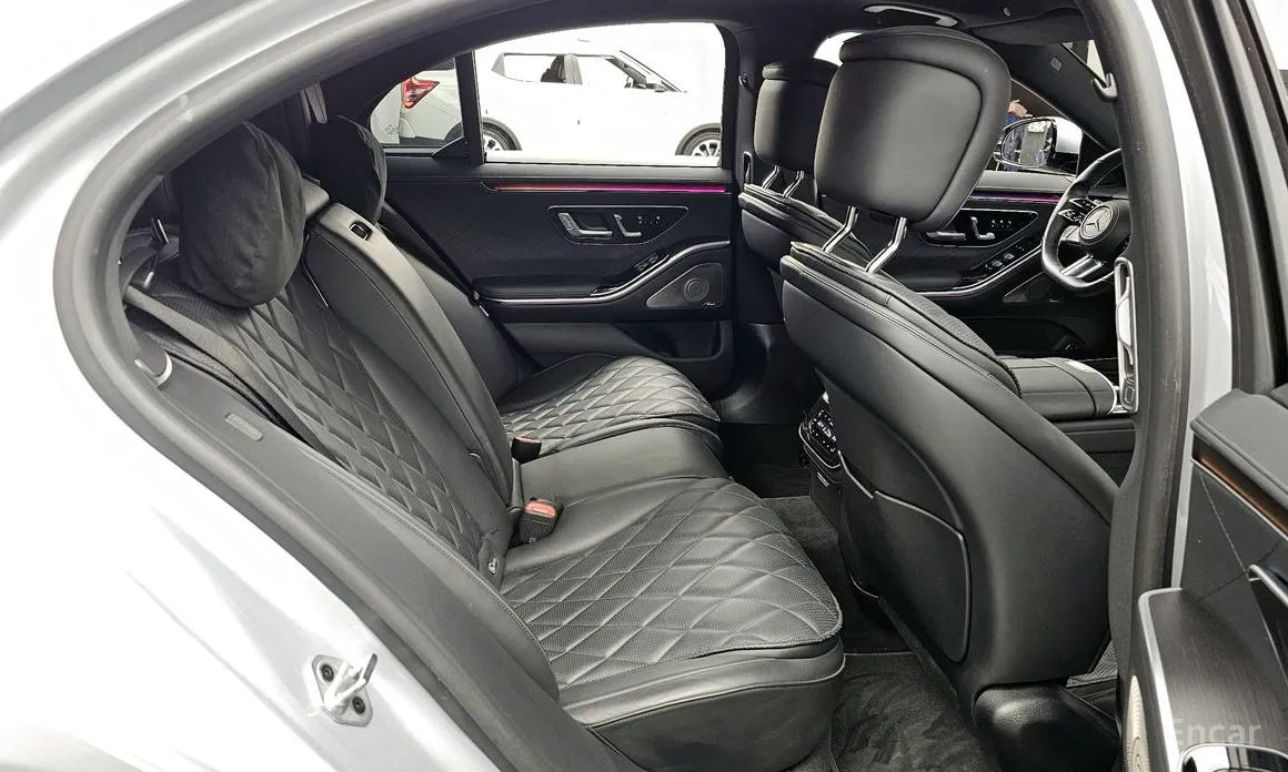 Фото 12 - Mercedes-Benz S-Class