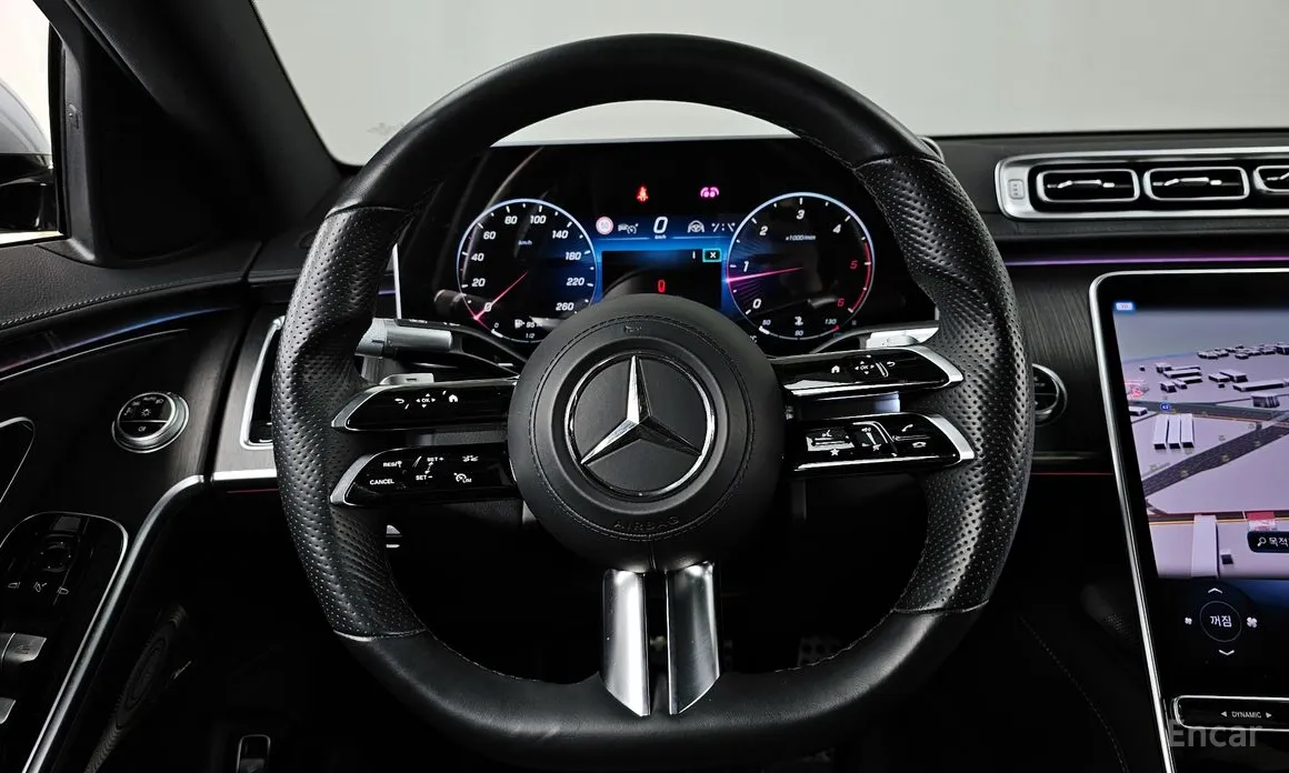 Фото 13 - Mercedes-Benz S-Class