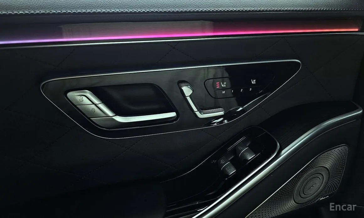 Фото 18 - Mercedes-Benz S-Class