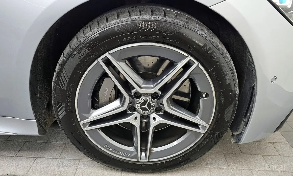 Фото 5 - Mercedes-Benz S-Class