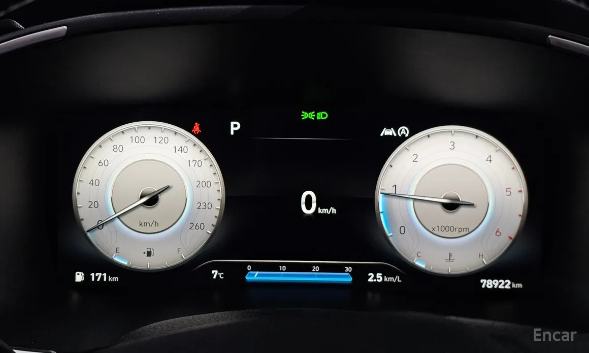 Фото 8 - Hyundai Santa Fe