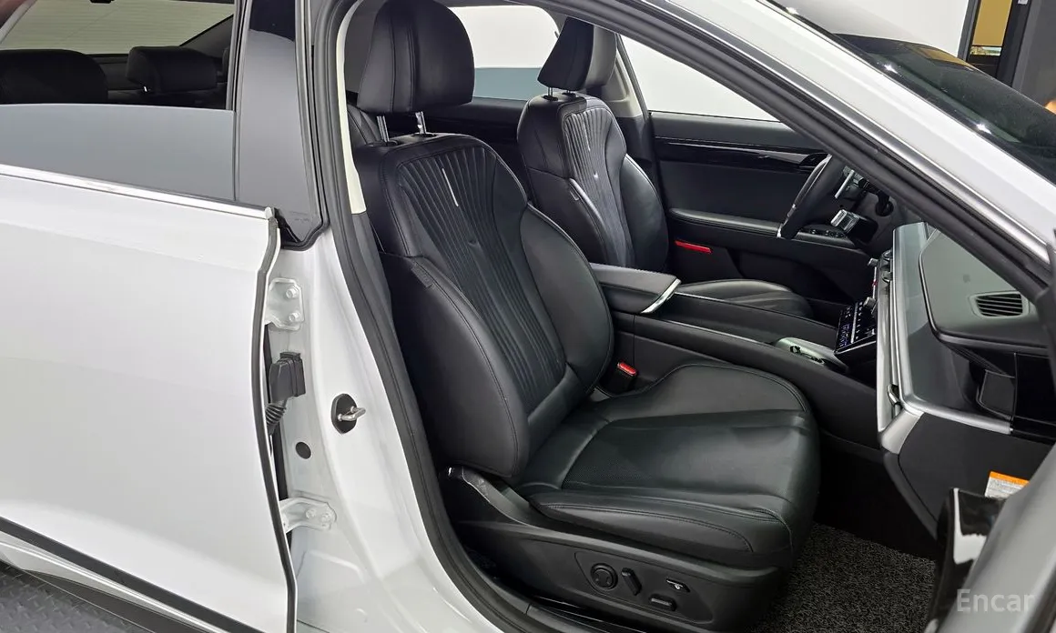 Фото 12 - Hyundai Grandeur