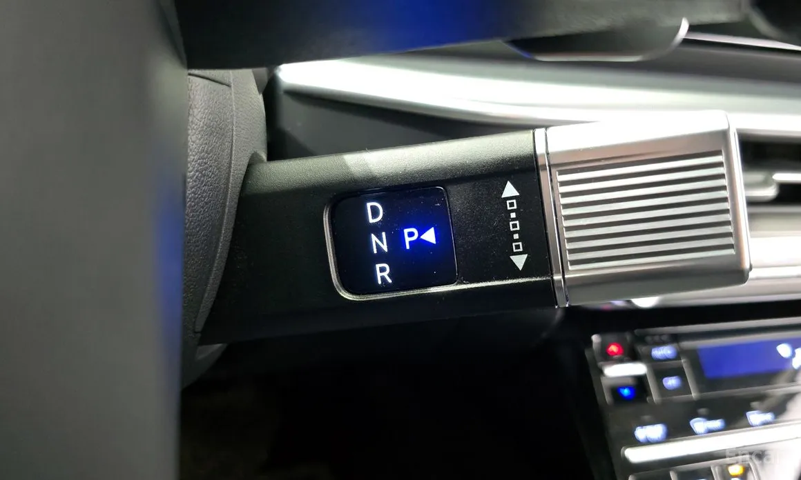 Фото 9 - Hyundai Grandeur