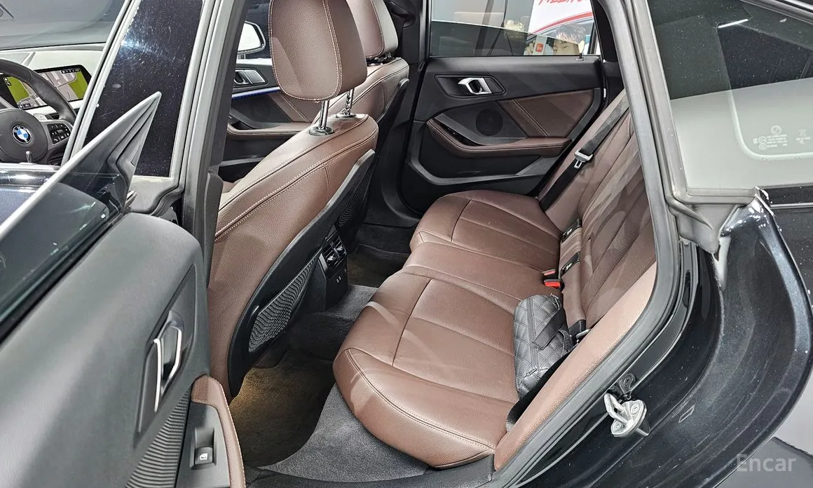 Фото 12 - BMW 2 Series