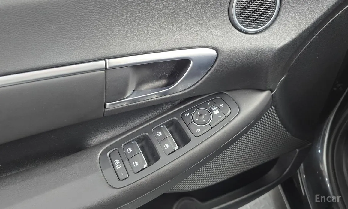 Фото 17 - Hyundai Sonata