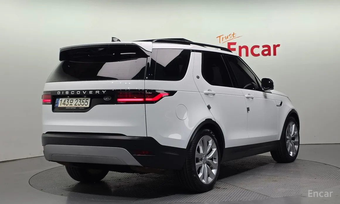 Фото 2 - Land Rover Discovery