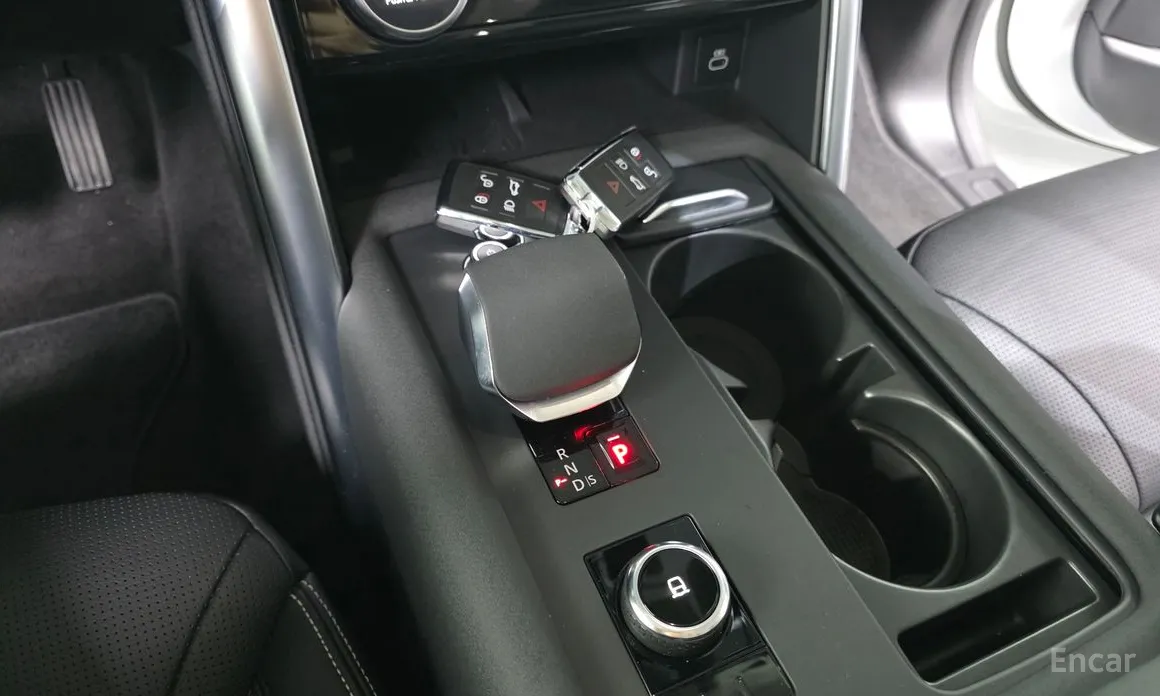 Фото 9 - Land Rover Discovery