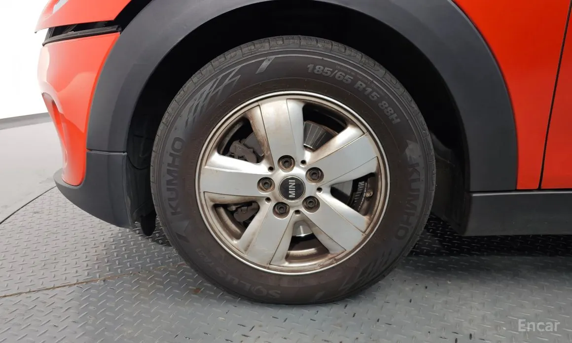 Photo 5 - Mini Cooper