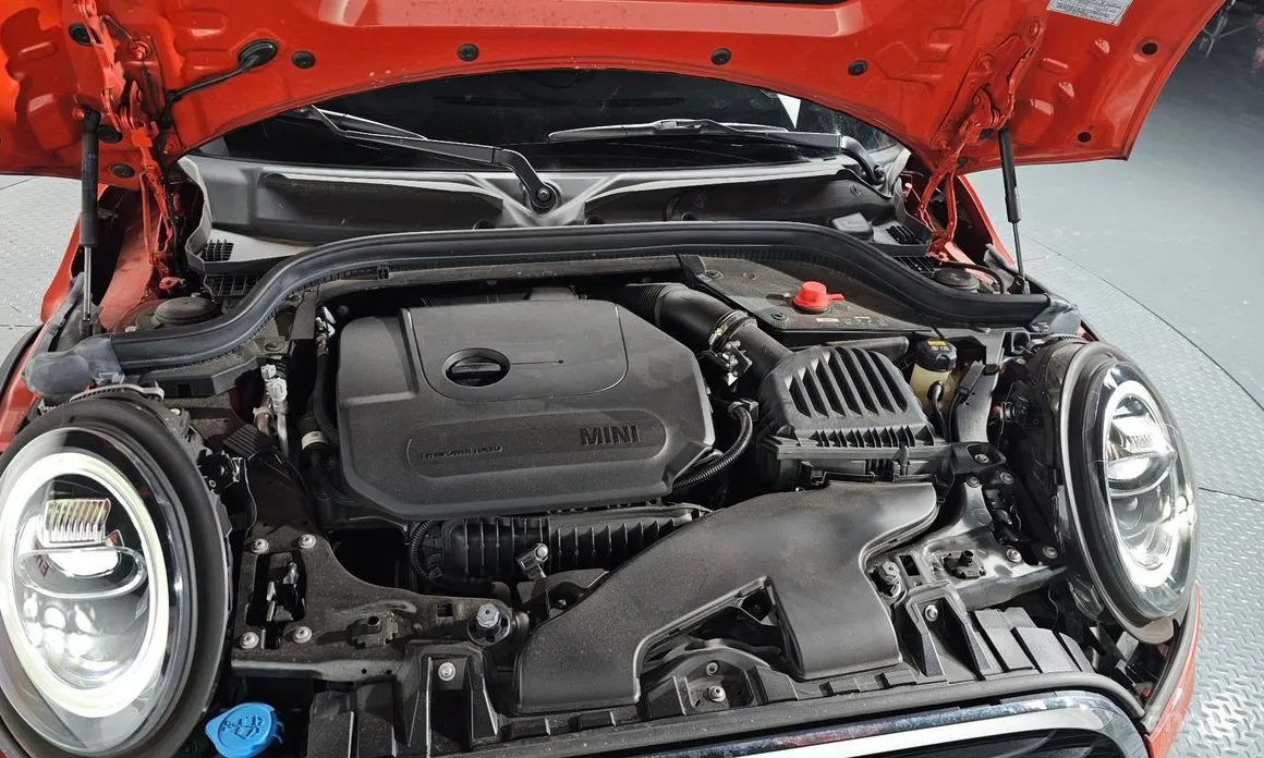 Photo 6 - Mini Cooper