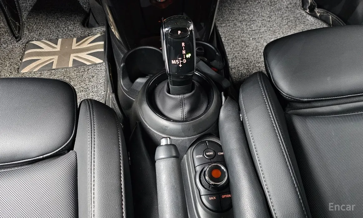 Photo 9 - Mini Cooper