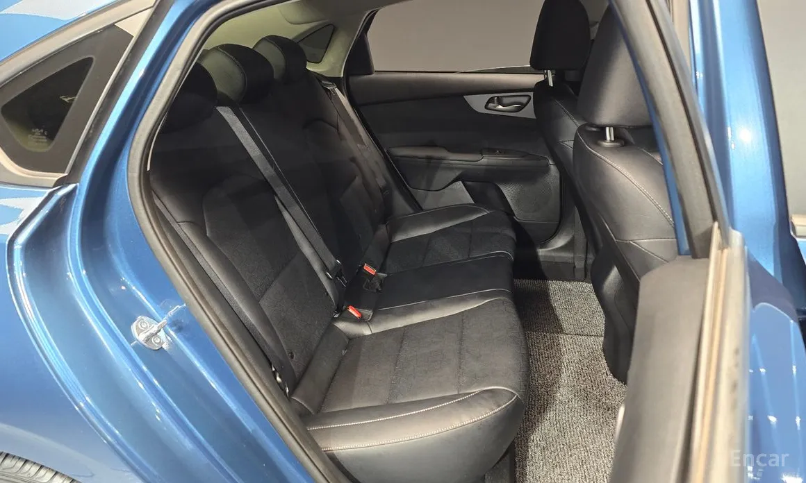 Фото 12 - Kia K3