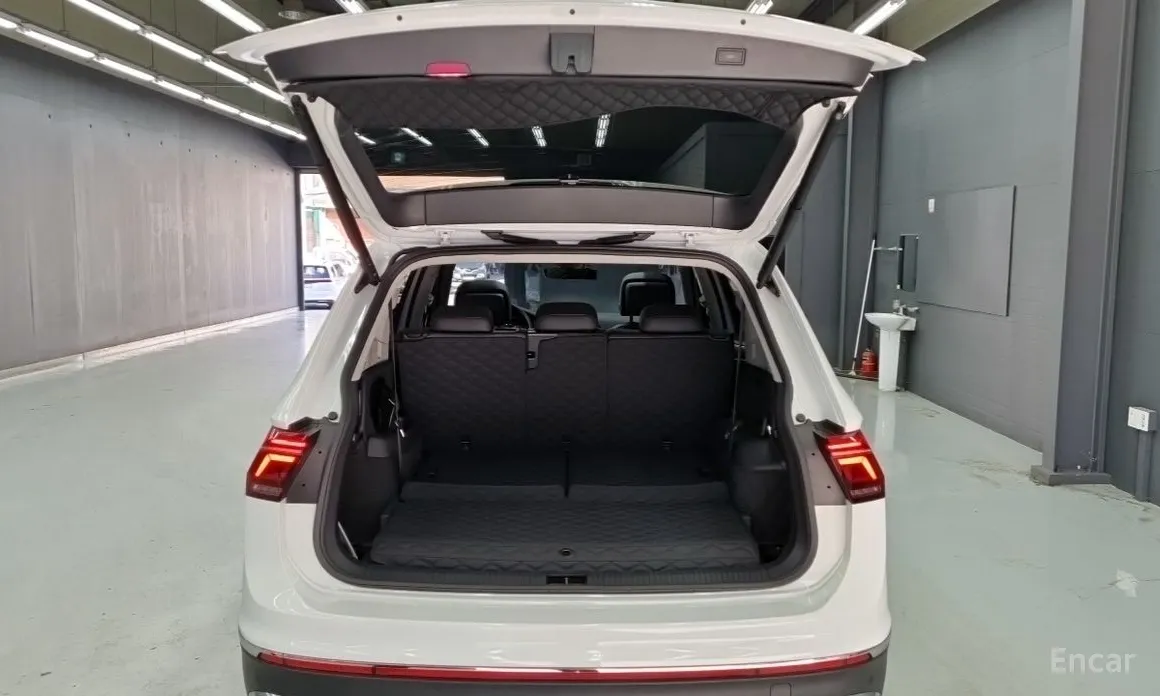 Фото 12 - Volkswagen Tiguan