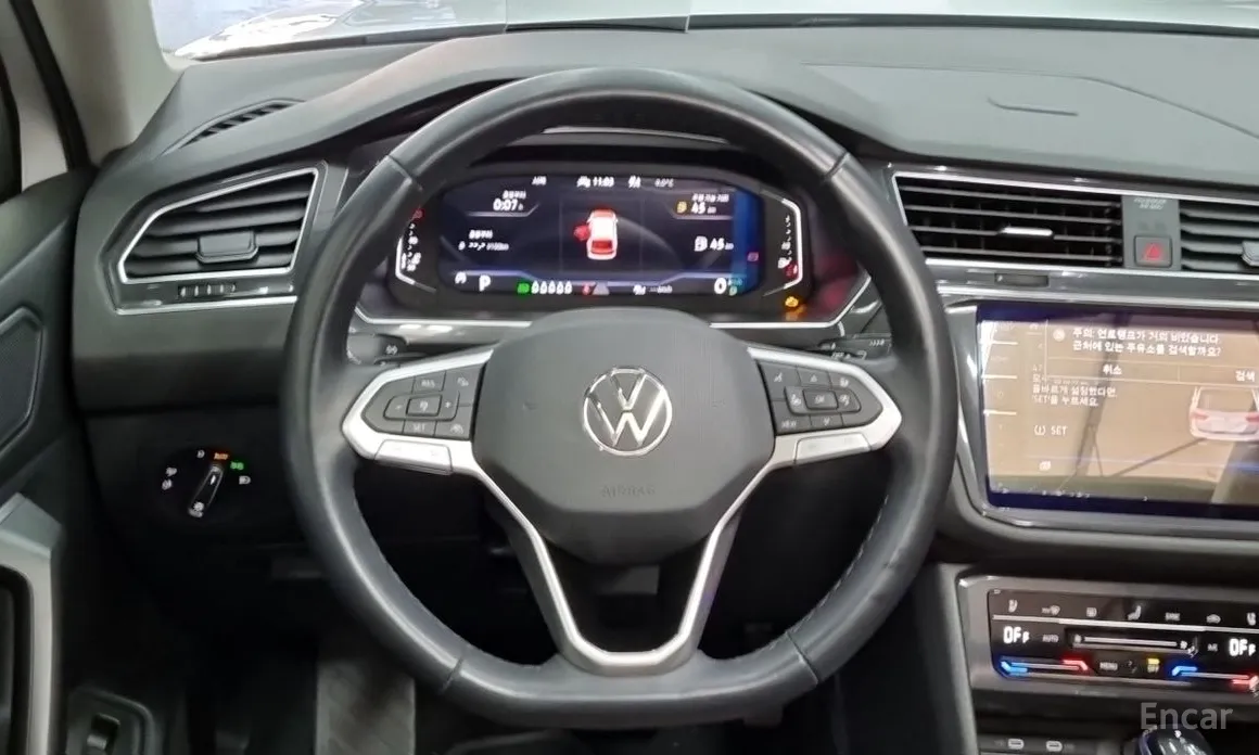 Фото 13 - Volkswagen Tiguan