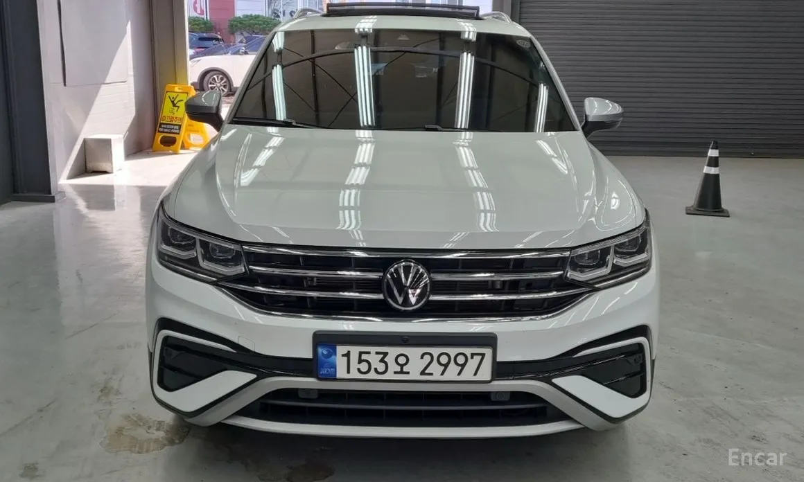Фото 3 - Volkswagen Tiguan