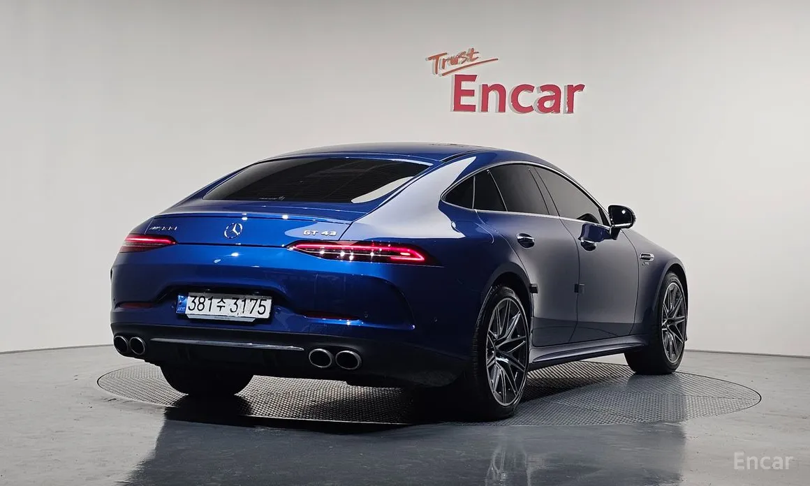 Фото 2 - Mercedes-Benz AMG GT