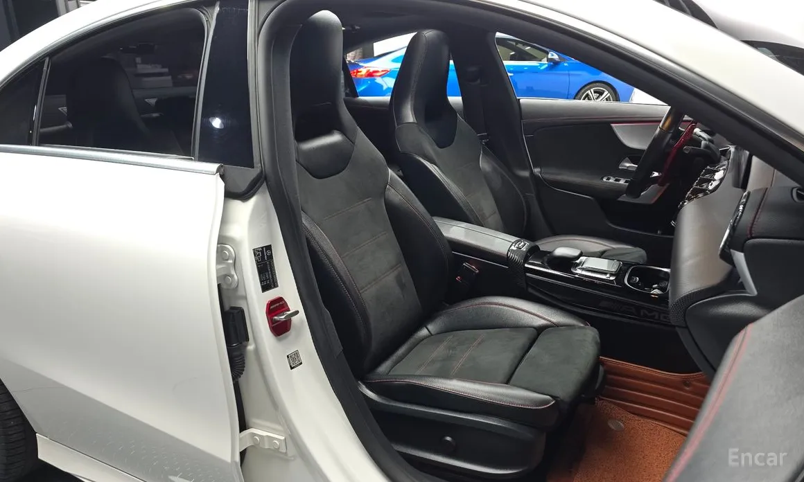 Фото 10 - Mercedes-Benz CLA-Class