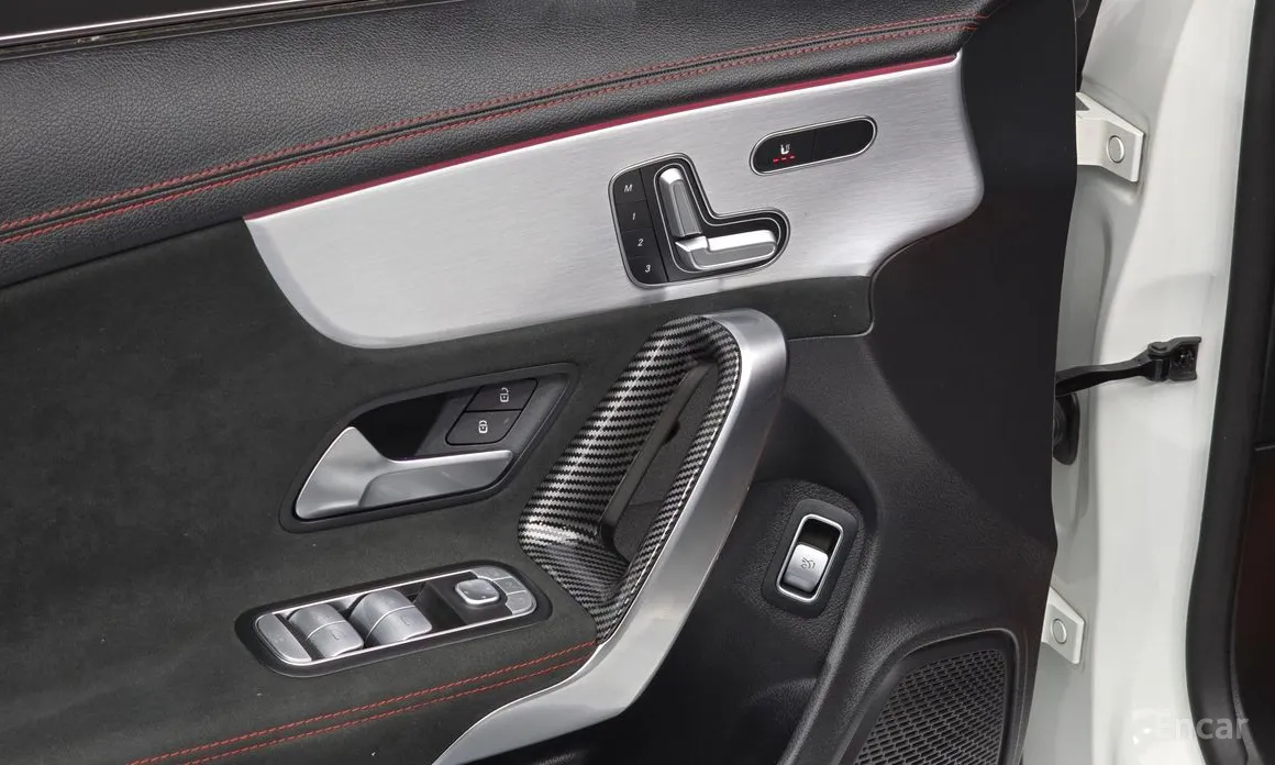 Фото 19 - Mercedes-Benz CLA-Class