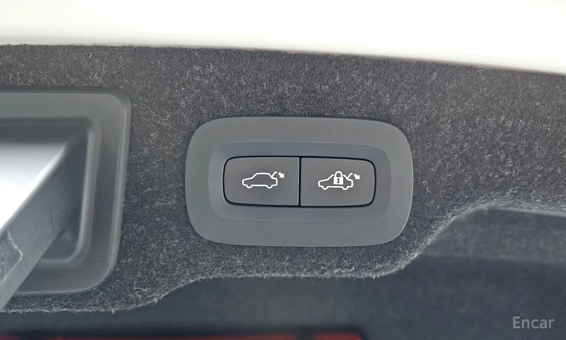 Фото 20 - Volvo S90