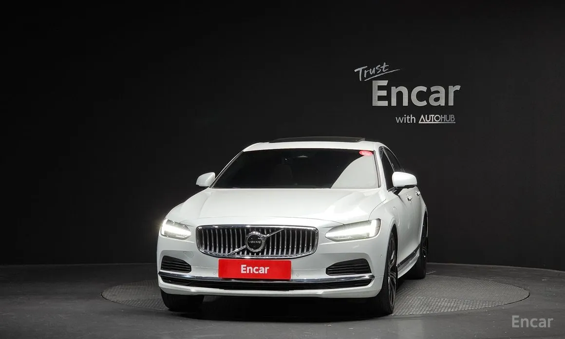 Фото 3 - Volvo S90