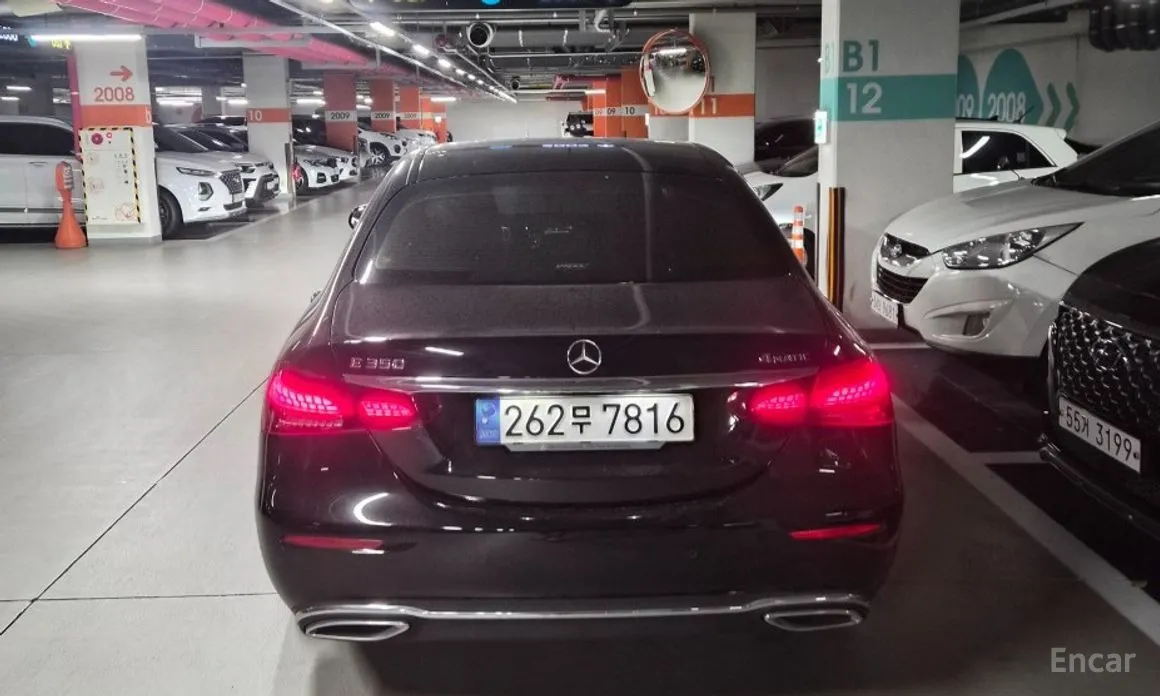 Фото 5 - Mercedes-Benz E-Class