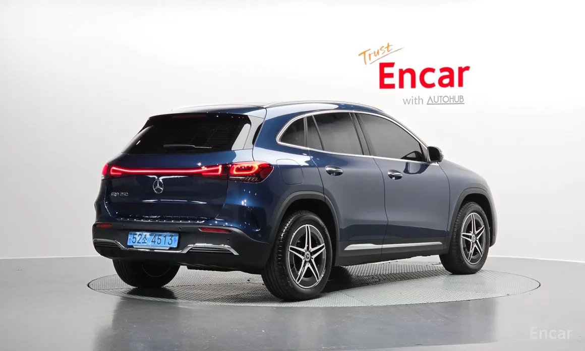 Фото 2 - Mercedes-Benz EQA