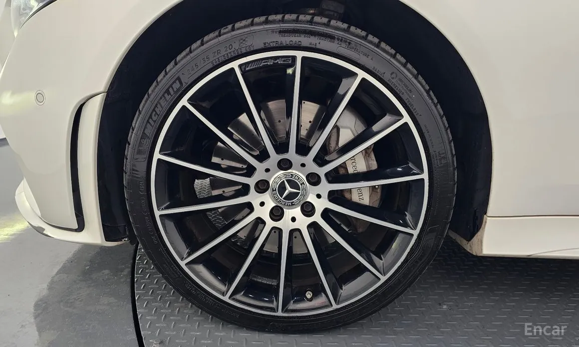 Фото 5 - Mercedes-Benz CLS-Class