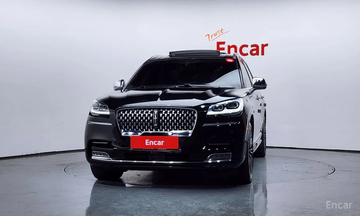 Фото 3 - Lincoln Aviator