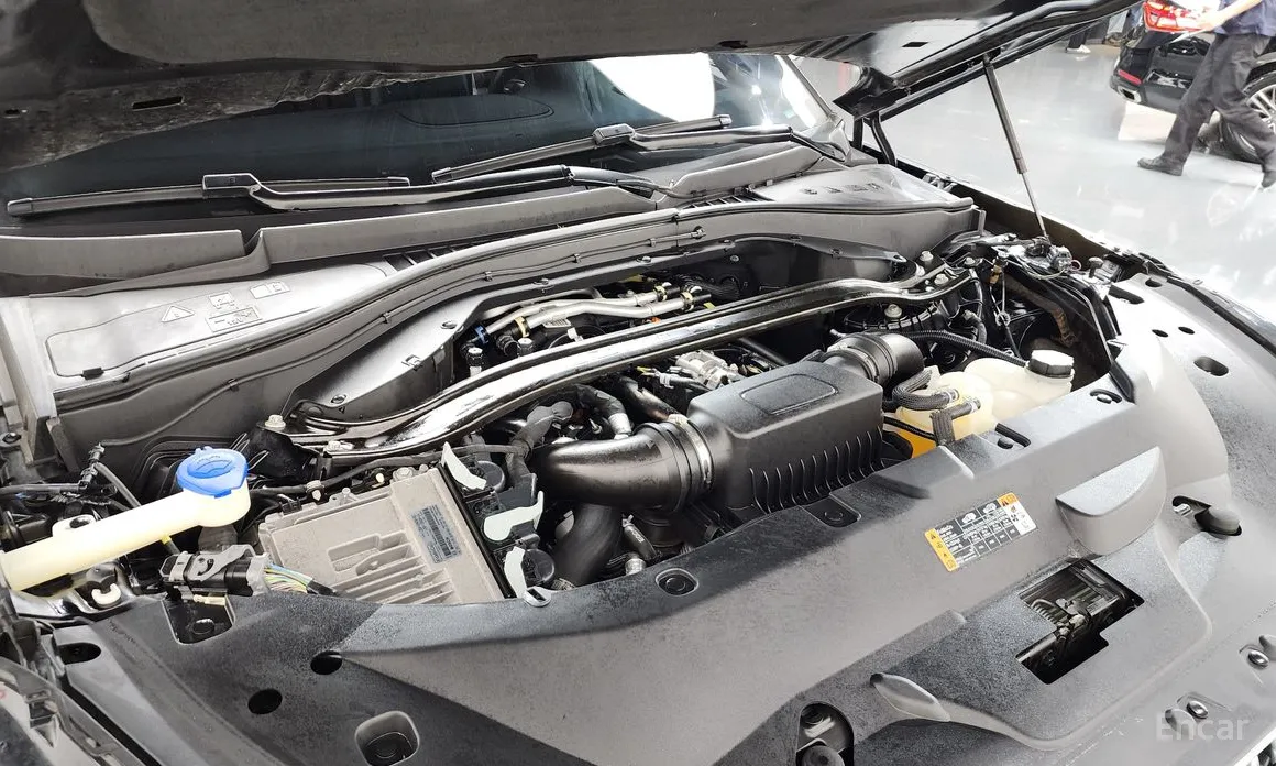 Фото 6 - Lincoln Aviator