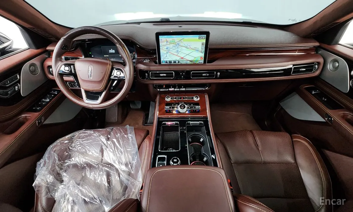 Фото 7 - Lincoln Aviator