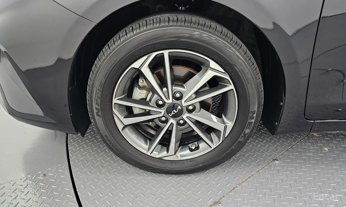 Фото 5 - Kia K3