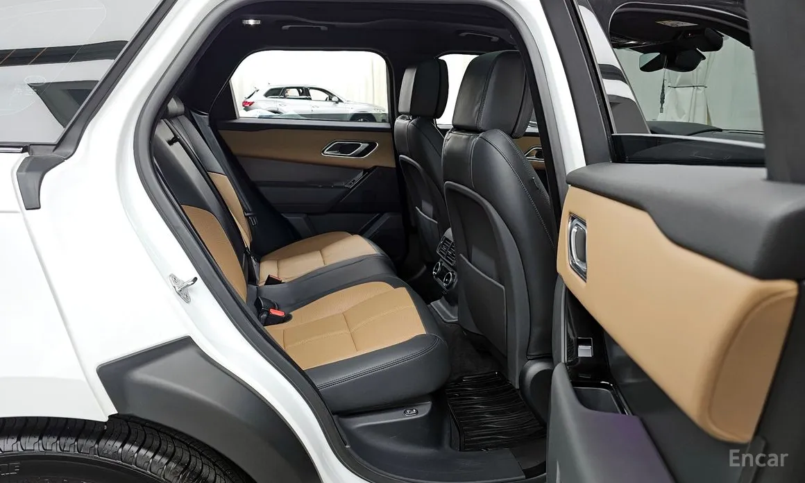 Фото 12 - Land Rover Range Rover Velar