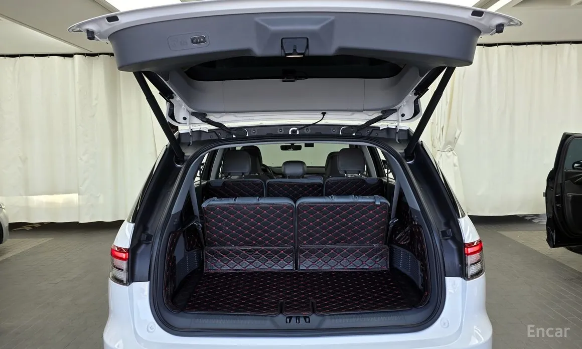 Фото 20 - Lincoln Aviator