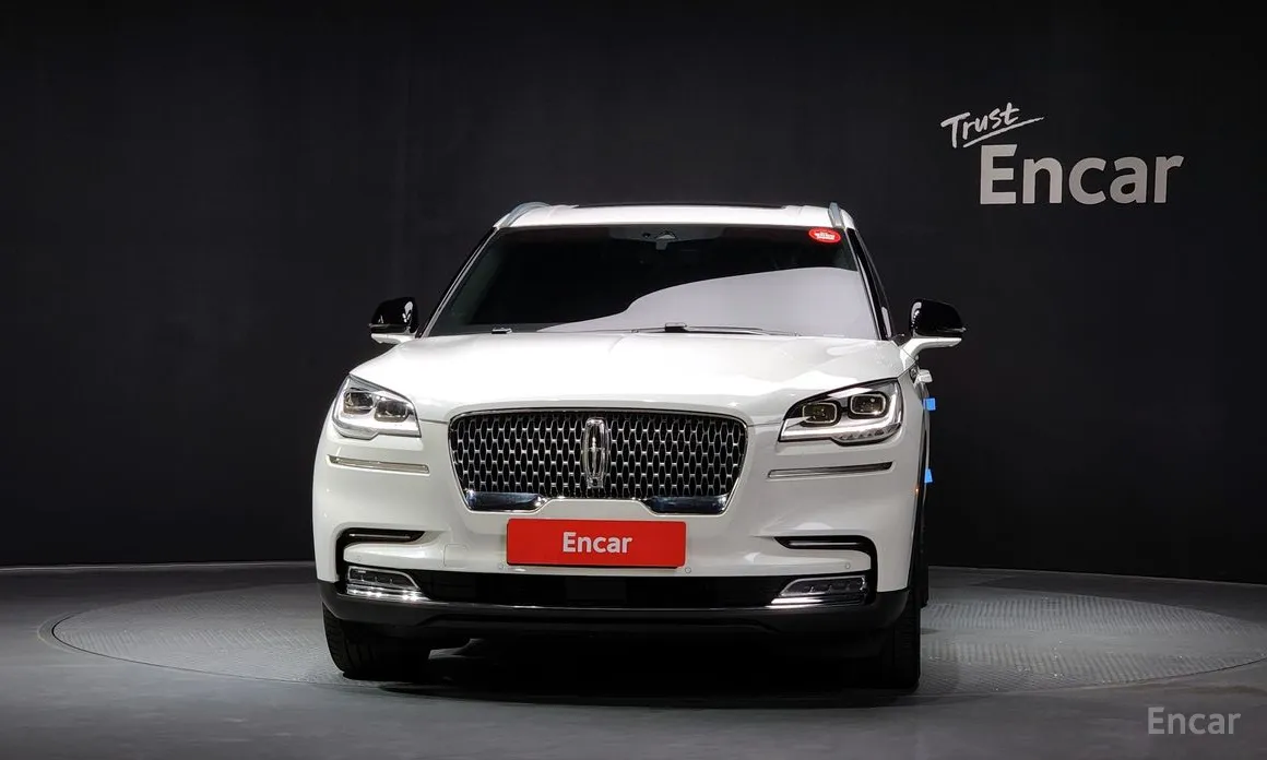 Фото 3 - Lincoln Aviator