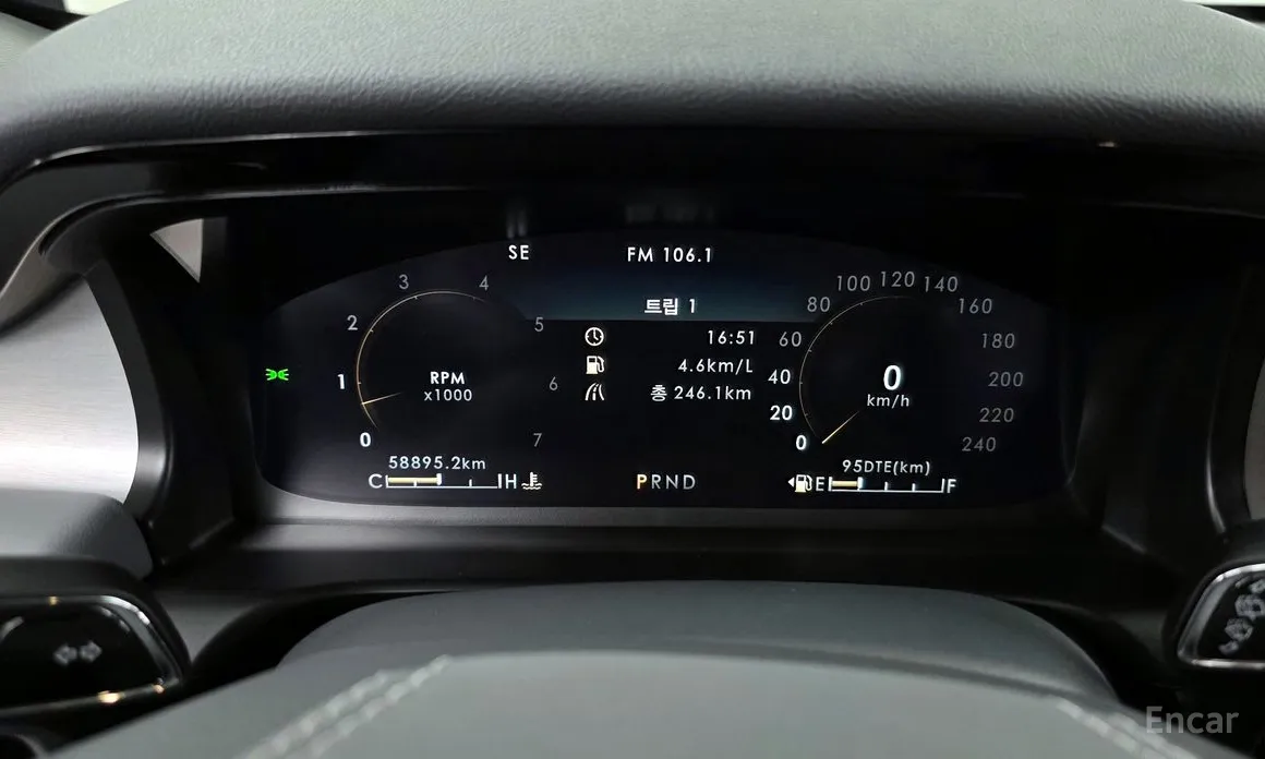 Фото 8 - Lincoln Aviator