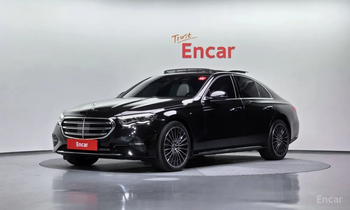 Фото 1 - Mercedes-Benz E-Class