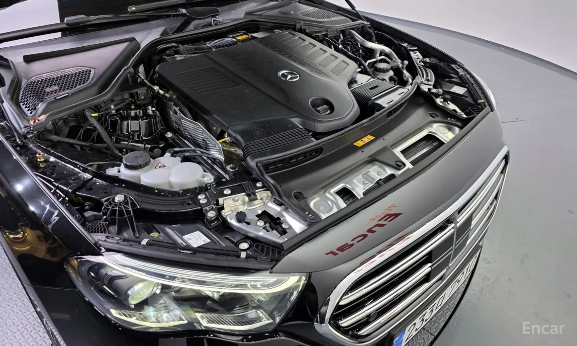 Фото 6 - Mercedes-Benz E-Class