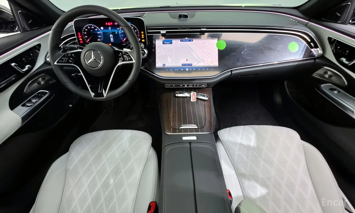 Фото 7 - Mercedes-Benz E-Class