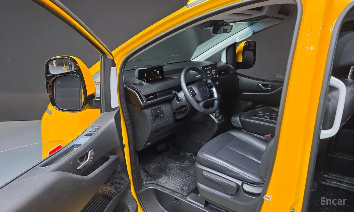 Фото 10 - Hyundai Staria