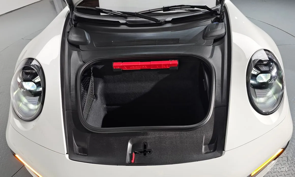 Фото 6 - Porsche 911