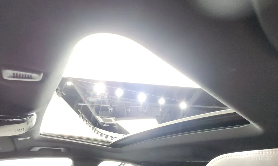 Фото 18 - BMW 5 Series