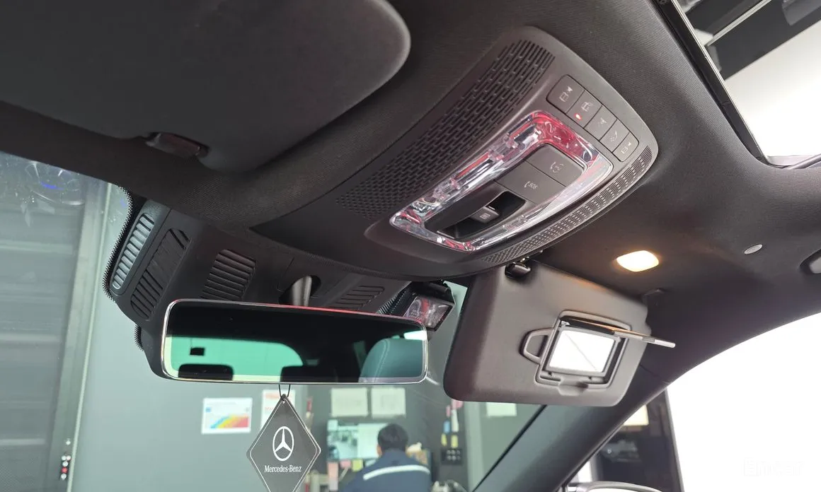 Фото 15 - Mercedes-Benz GLB-Class