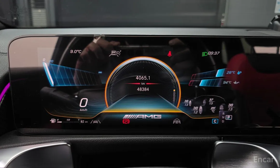 Фото 8 - Mercedes-Benz GLB-Class