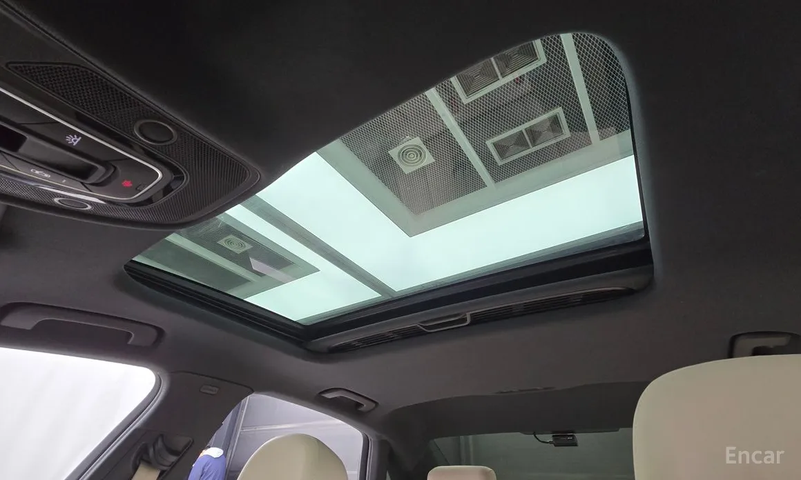 Фото 18 - Audi A4