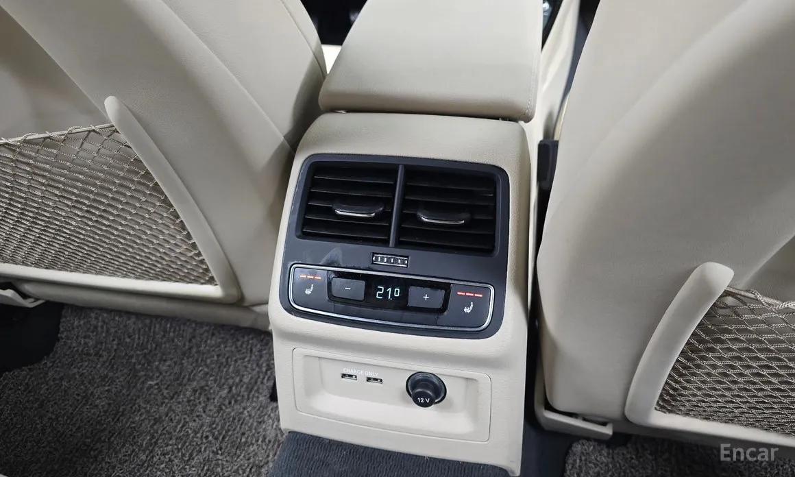 Фото 19 - Audi A4