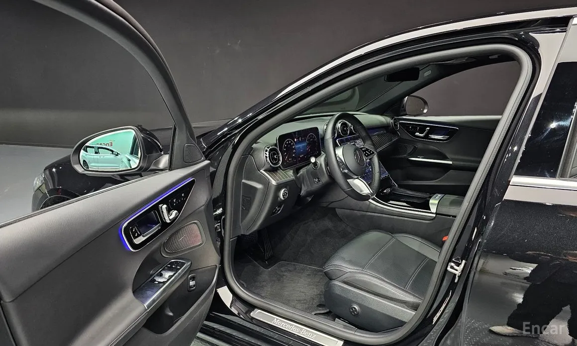 Фото 11 - Mercedes-Benz C-Class