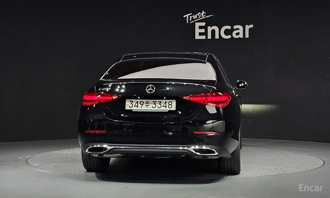 Фото 4 - Mercedes-Benz C-Class