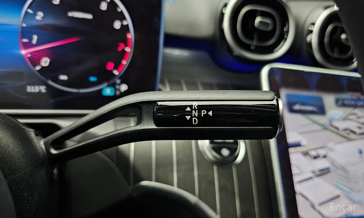 Фото 9 - Mercedes-Benz C-Class